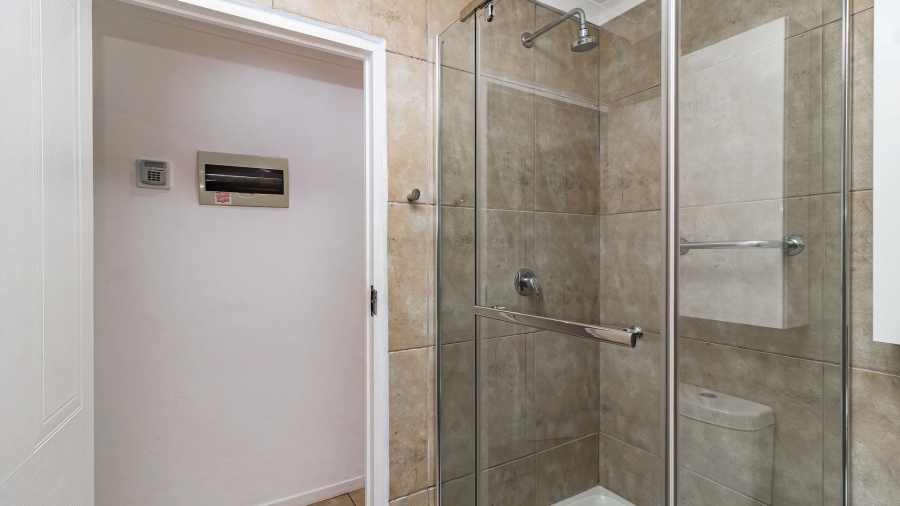 2 Bedroom Property for Sale in De Kelders Western Cape